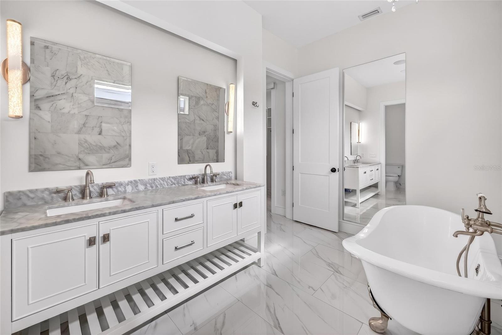 3013 W NORTH B ST, TAMPA, FL, 33609