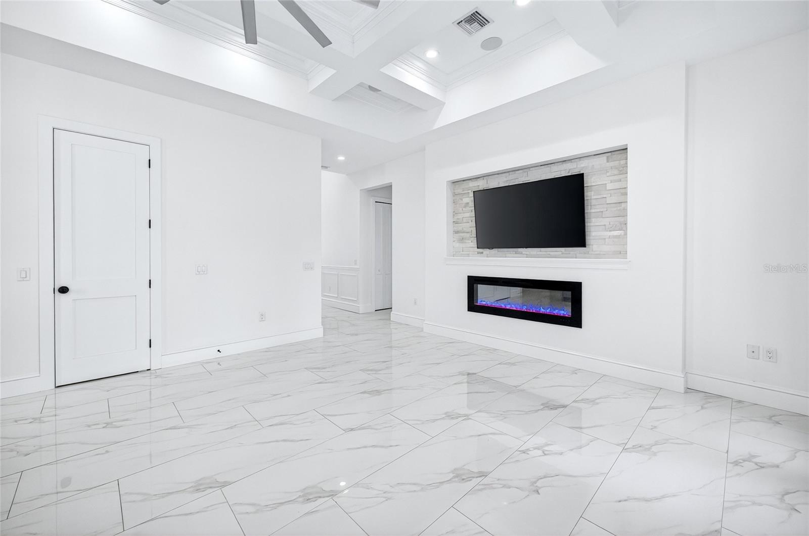 3013 W NORTH B ST, TAMPA, FL, 33609
