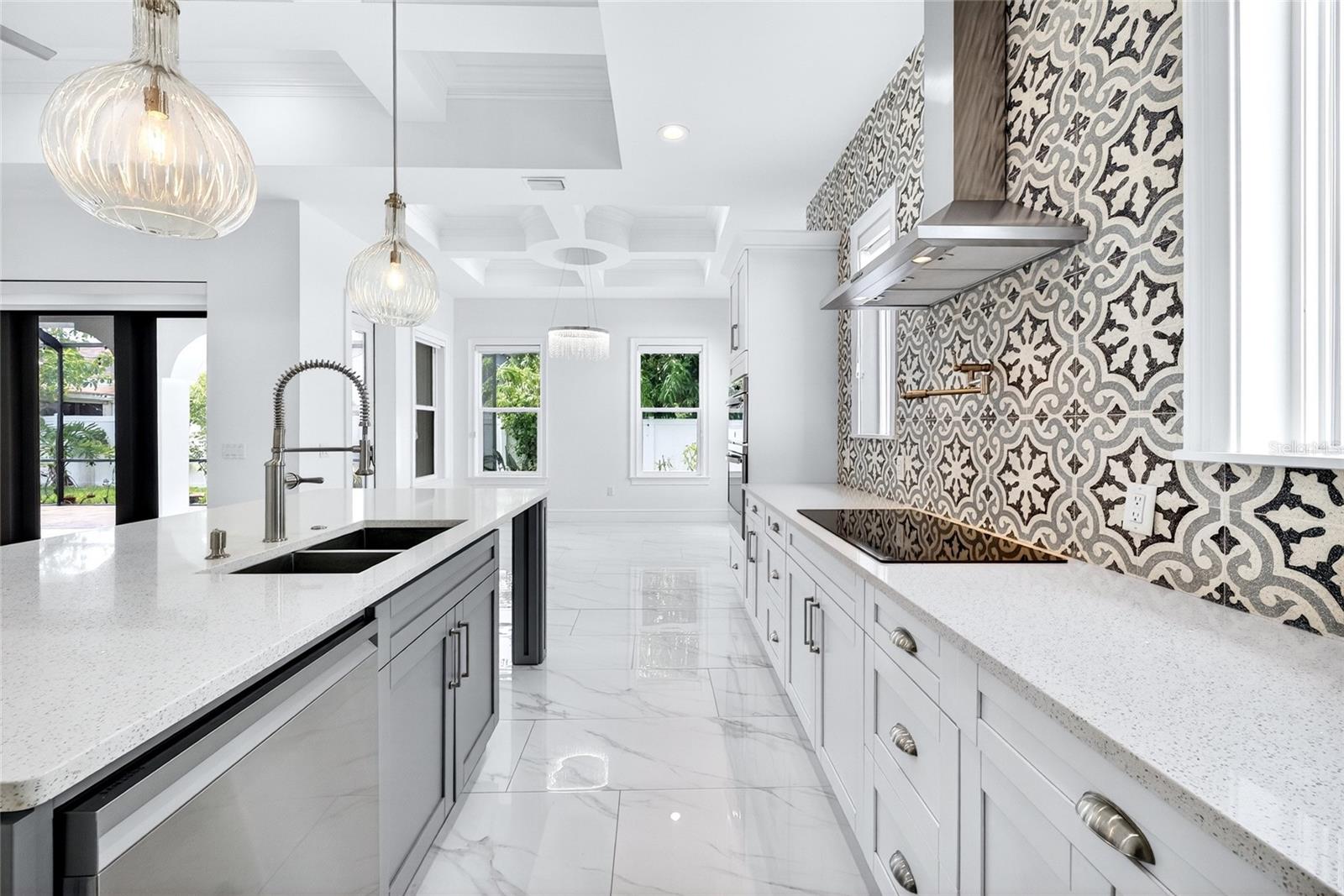 3013 W NORTH B ST, TAMPA, FL, 33609