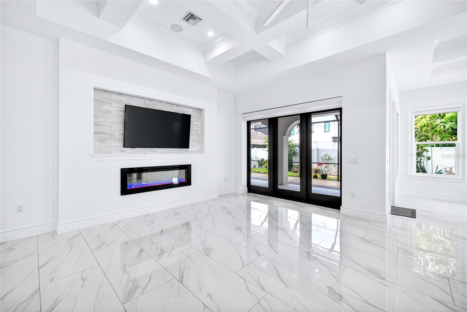 3013 W NORTH B ST, TAMPA, FL, 33609