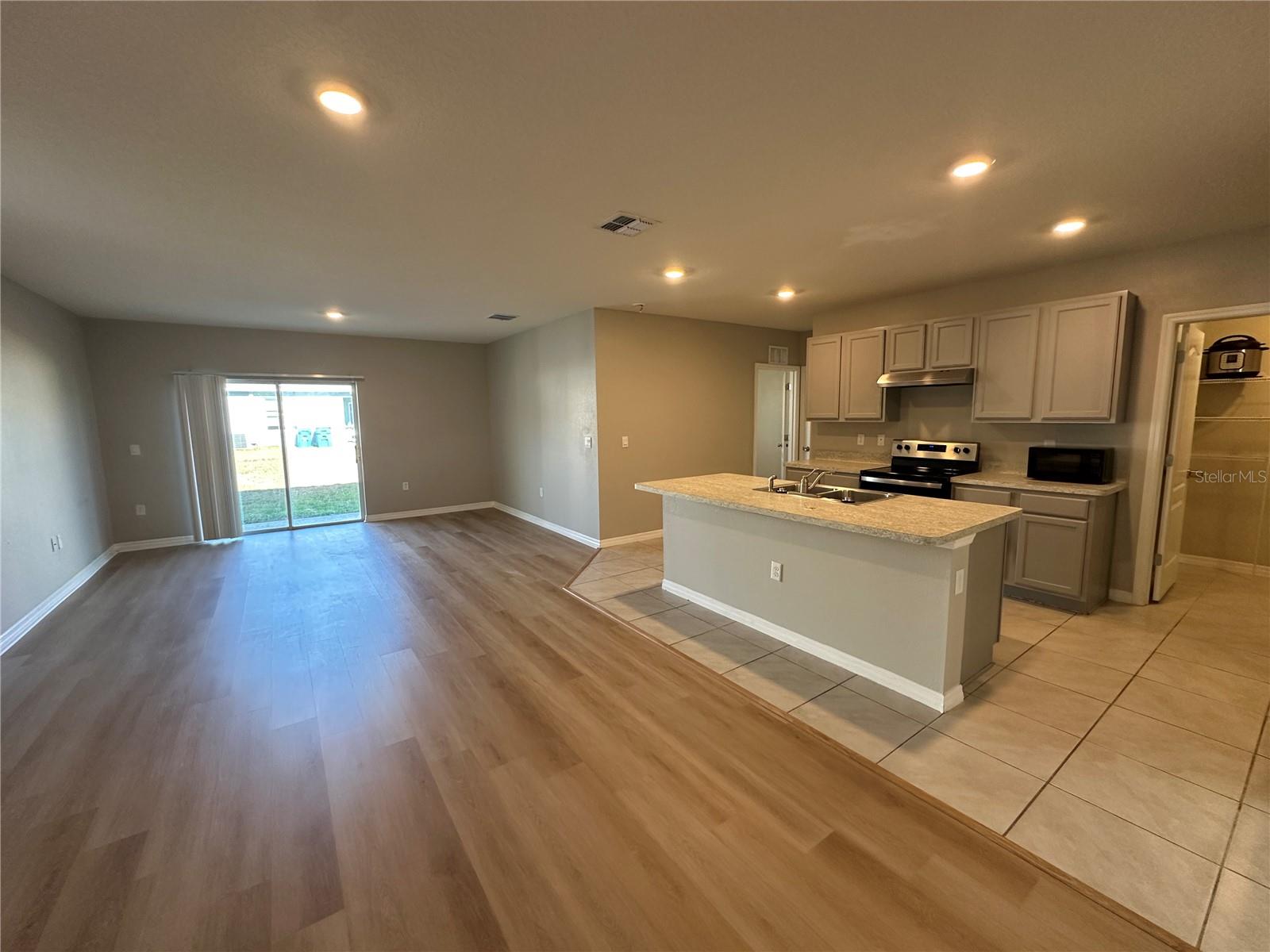 1448 BERRY LN, DAVENPORT, FL, 33837