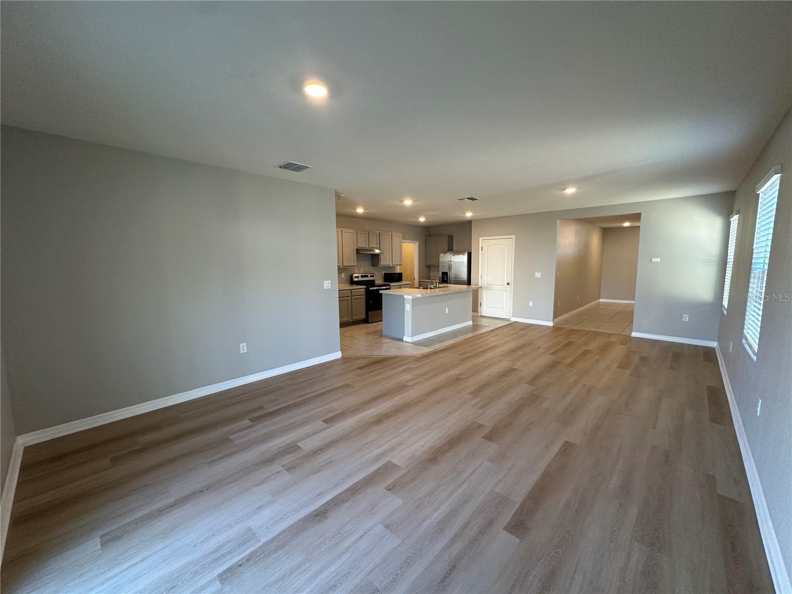 1448 BERRY LN, DAVENPORT, FL, 33837