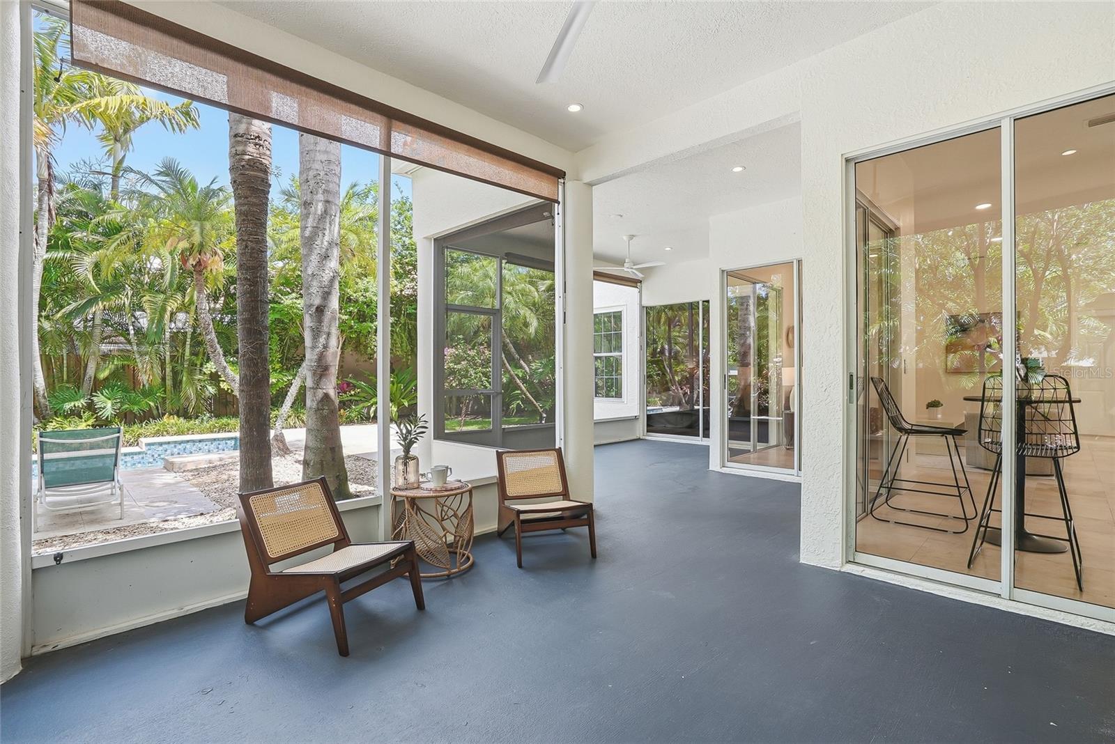 812 LIVE OAK TER NE, ST PETERSBURG, FL, 33703