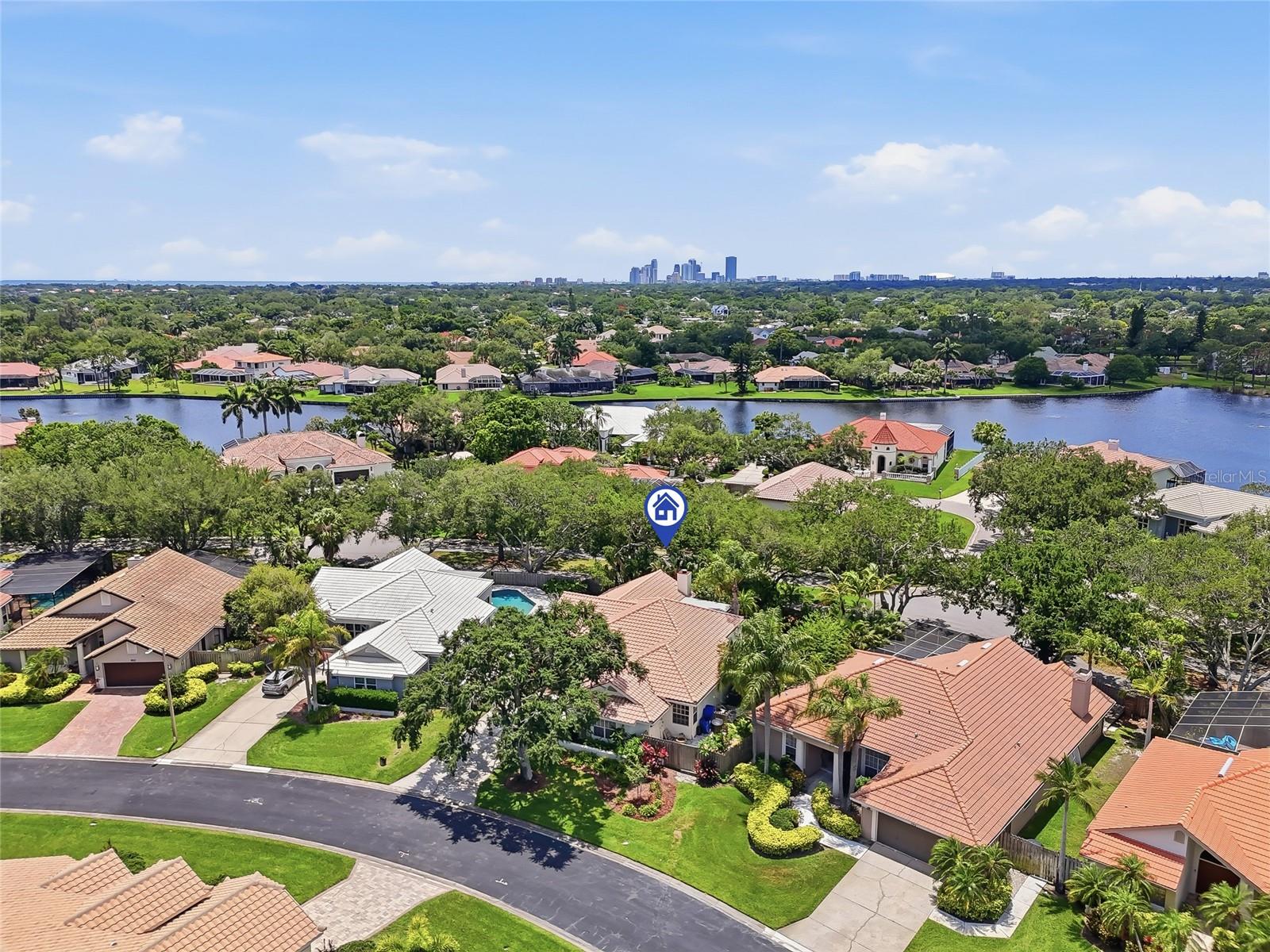 812 LIVE OAK TER NE, ST PETERSBURG, FL, 33703