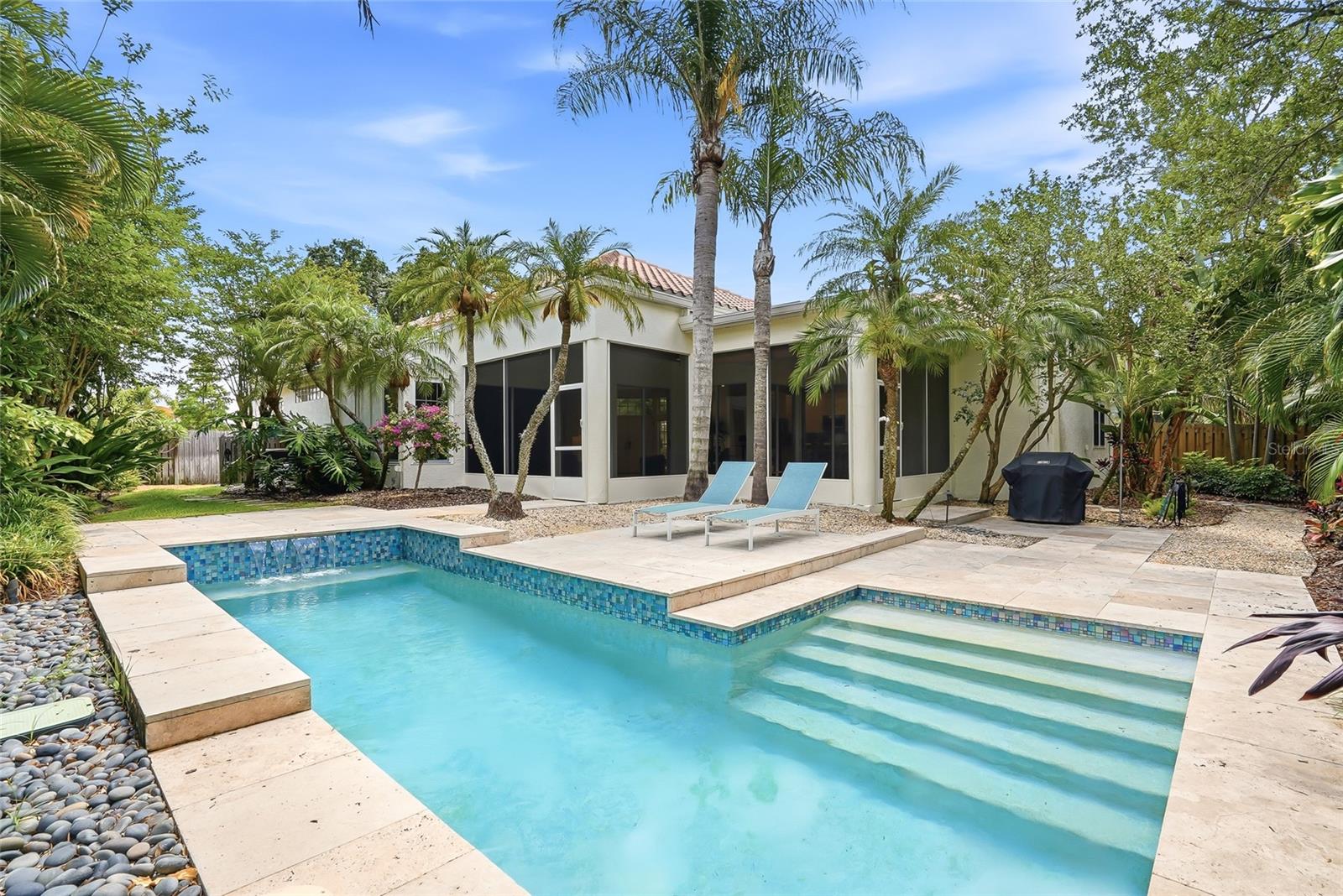 812 LIVE OAK TER NE, ST PETERSBURG, FL, 33703