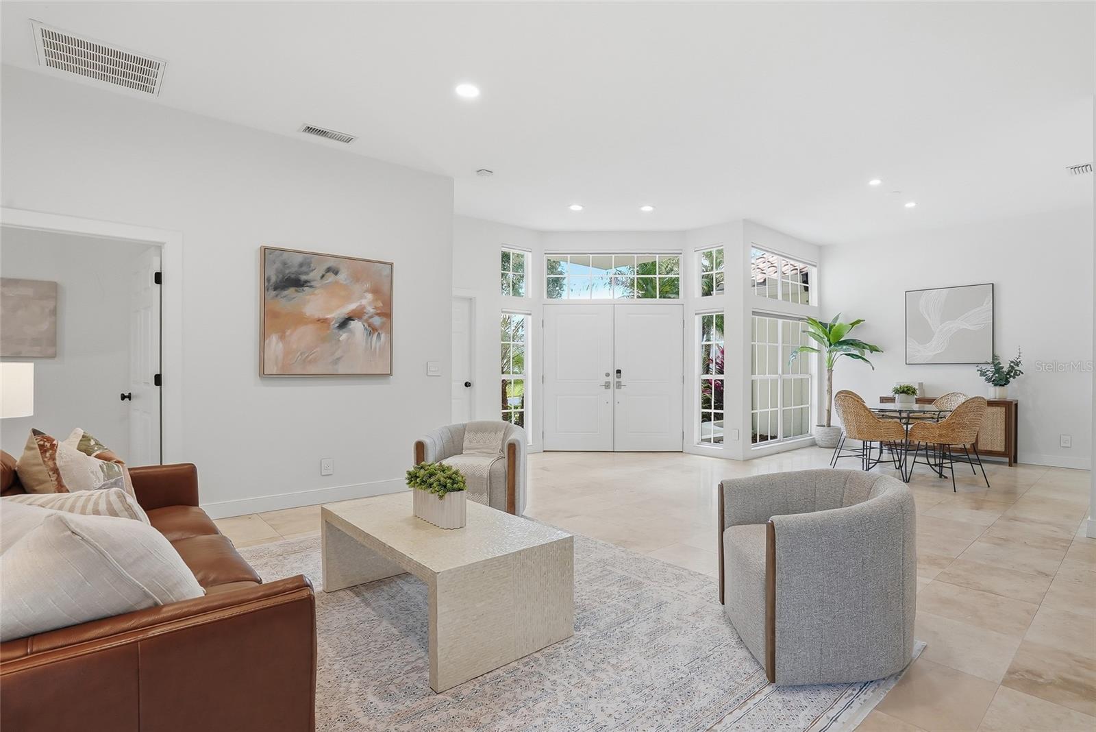 812 LIVE OAK TER NE, ST PETERSBURG, FL, 33703