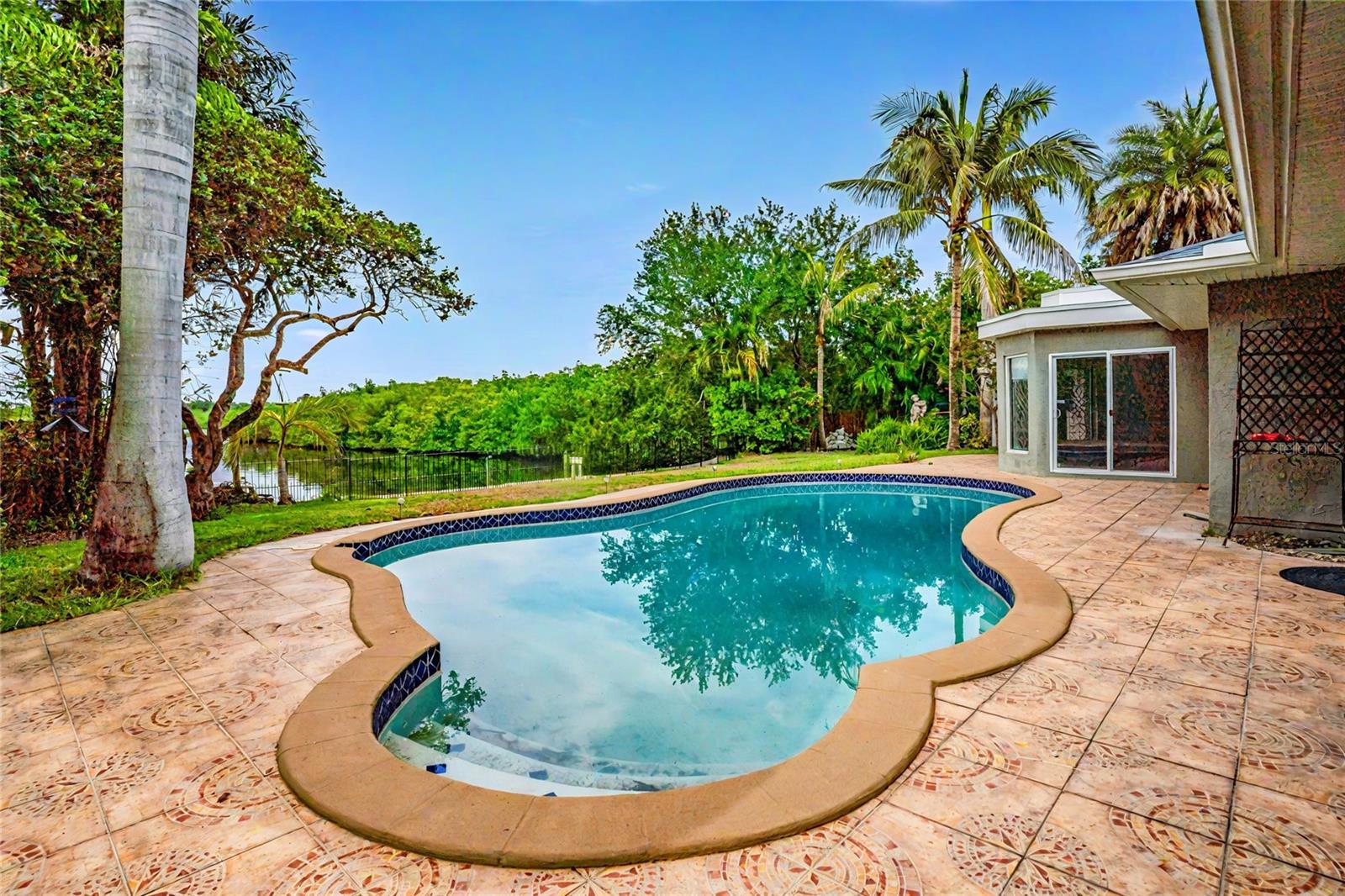 3225 ROSERY RD NE, LARGO, FL, 33771