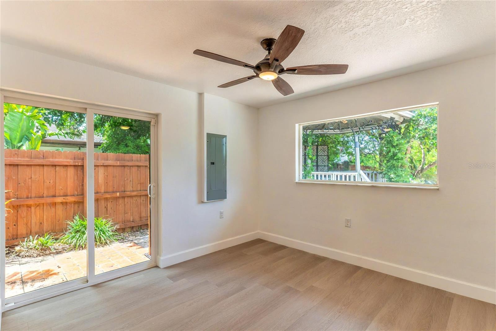 3225 ROSERY RD NE, LARGO, FL, 33771