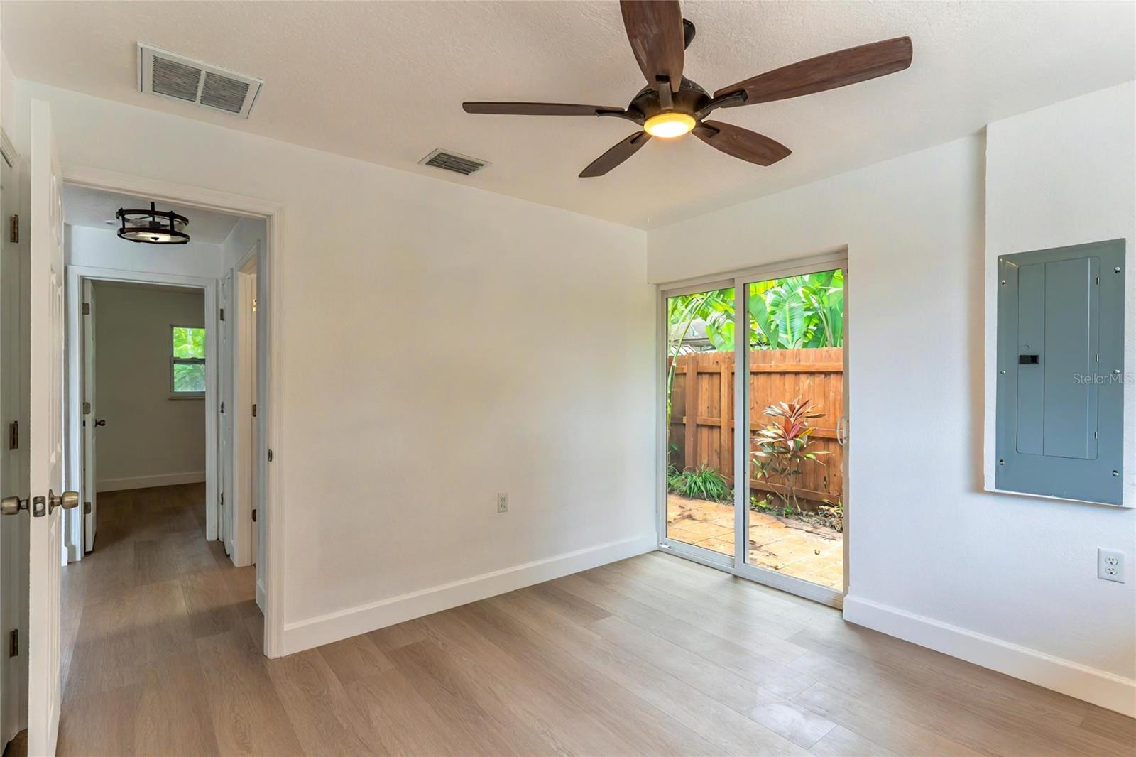 3225 ROSERY RD NE, LARGO, FL, 33771