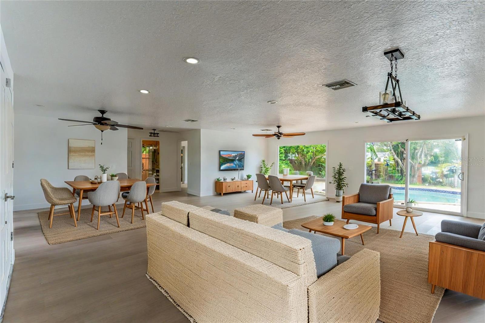 3225 ROSERY RD NE, LARGO, FL, 33771