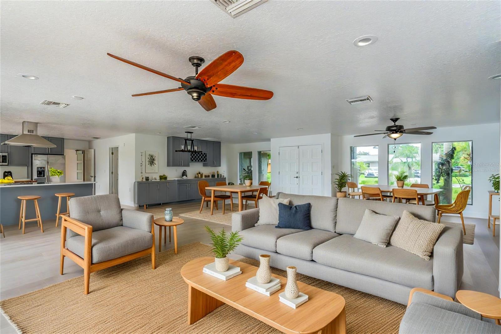 3225 ROSERY RD NE, LARGO, FL, 33771