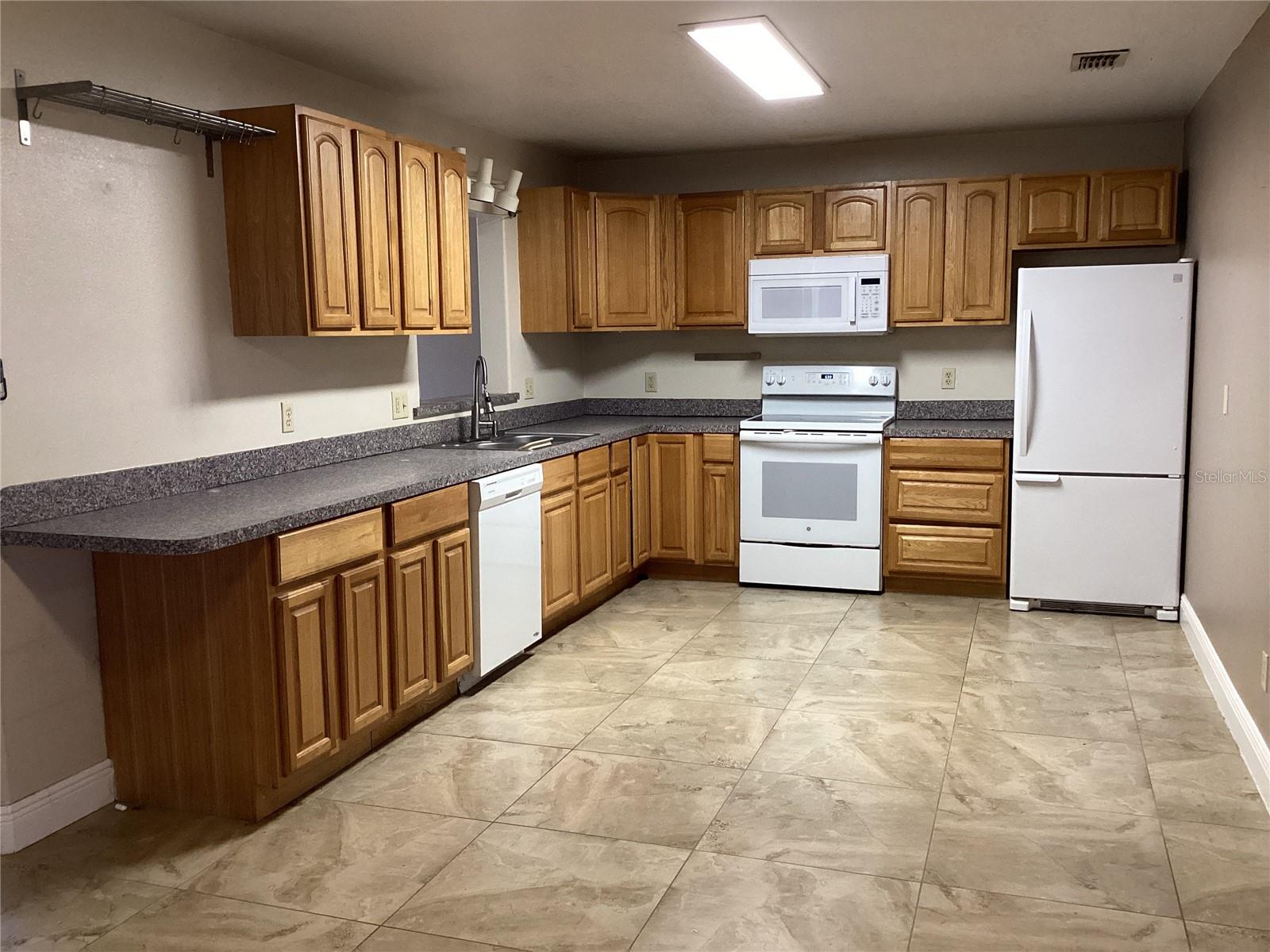 KISSIMMEE, FL, 34741