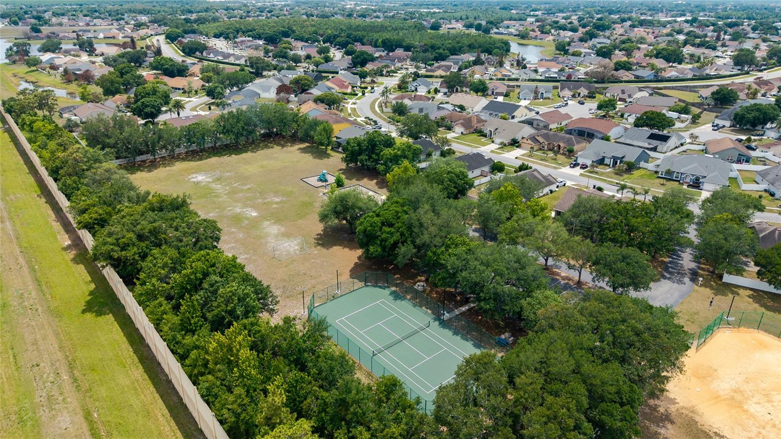 1813 CROSSWELL CT, ORLANDO, FL, 32837