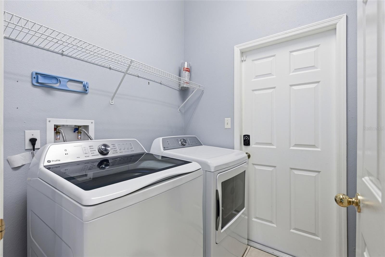 1813 CROSSWELL CT, ORLANDO, FL, 32837