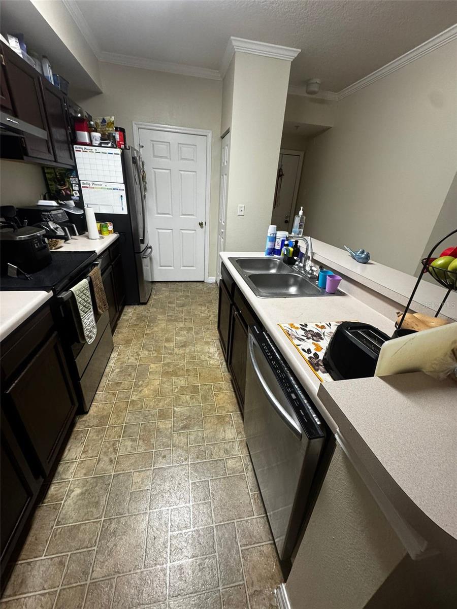 5618 PINNACLE HEIGHTS CIR #206, TAMPA, FL, 33624