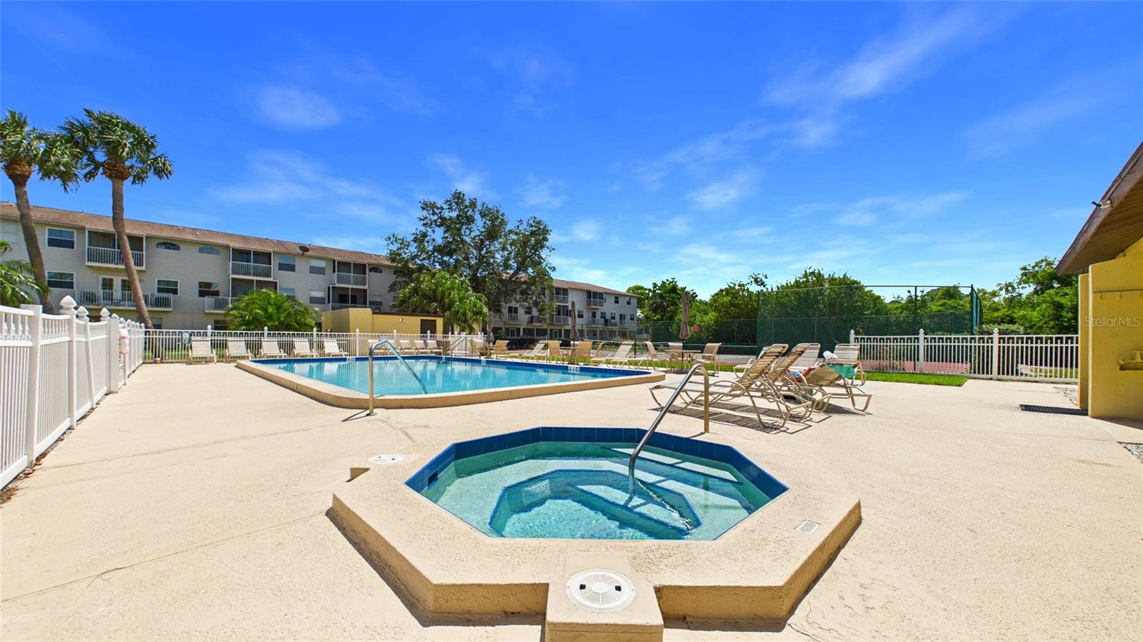 5775 PARK ST N #410, ST PETERSBURG, FL, 33709