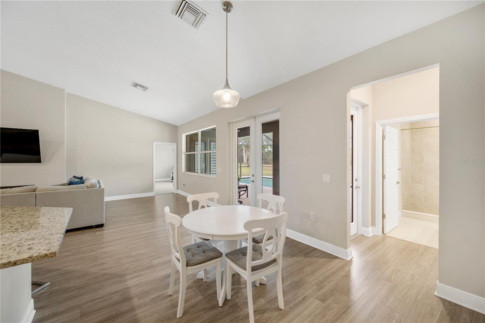 10920 FLINT ESTATES DR, THONOTOSASSA, FL, 33592