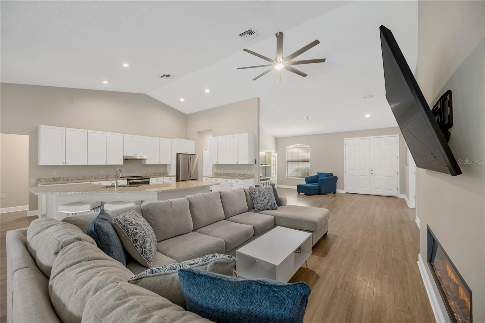 10920 FLINT ESTATES DR, THONOTOSASSA, FL, 33592