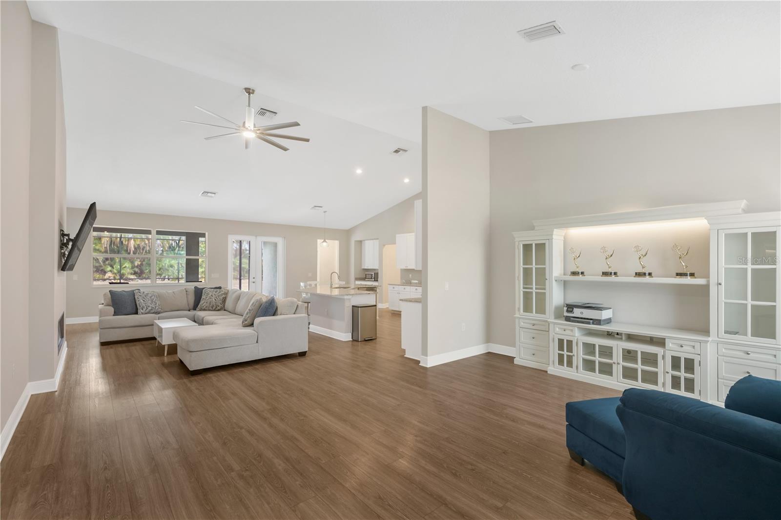 10920 FLINT ESTATES DR, THONOTOSASSA, FL, 33592