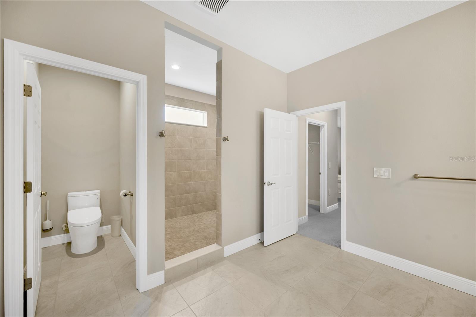 10920 FLINT ESTATES DR, THONOTOSASSA, FL, 33592