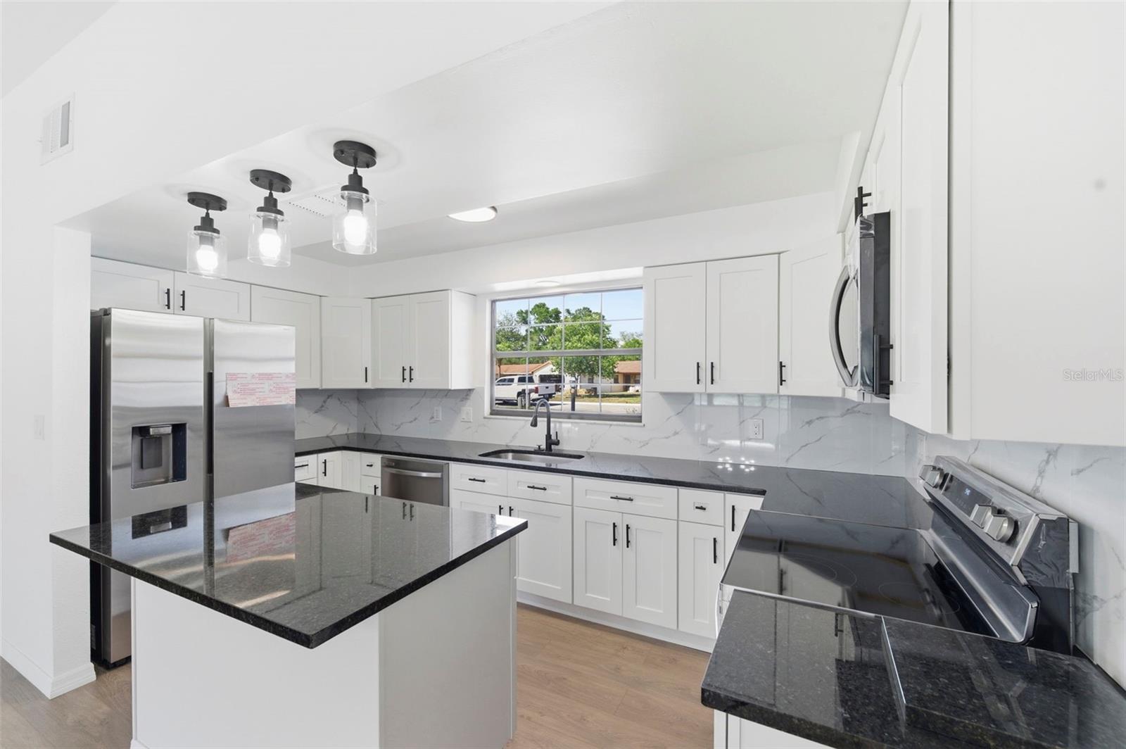 7457 GALLOWAY RD, WEEKI WACHEE, FL, 34613