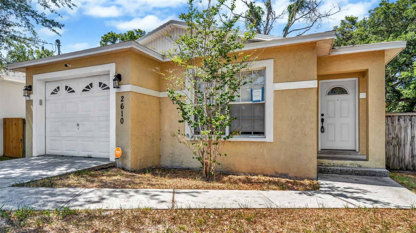 2610 E LAKE AVE, TAMPA, FL, 33610