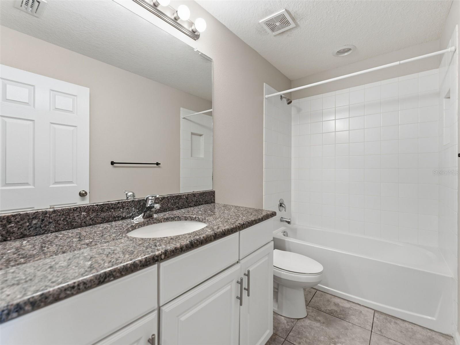 7052 GRAND ELM DR, RIVERVIEW, FL, 33578