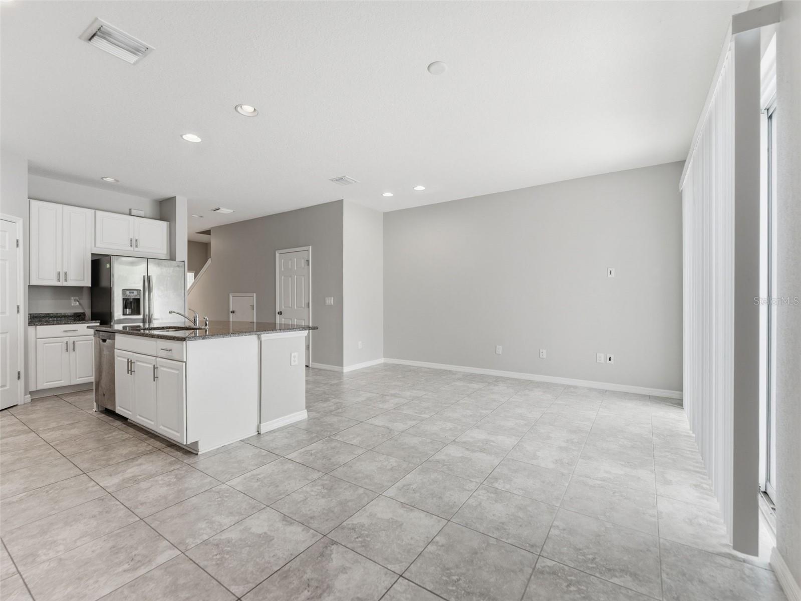 7052 GRAND ELM DR, RIVERVIEW, FL, 33578