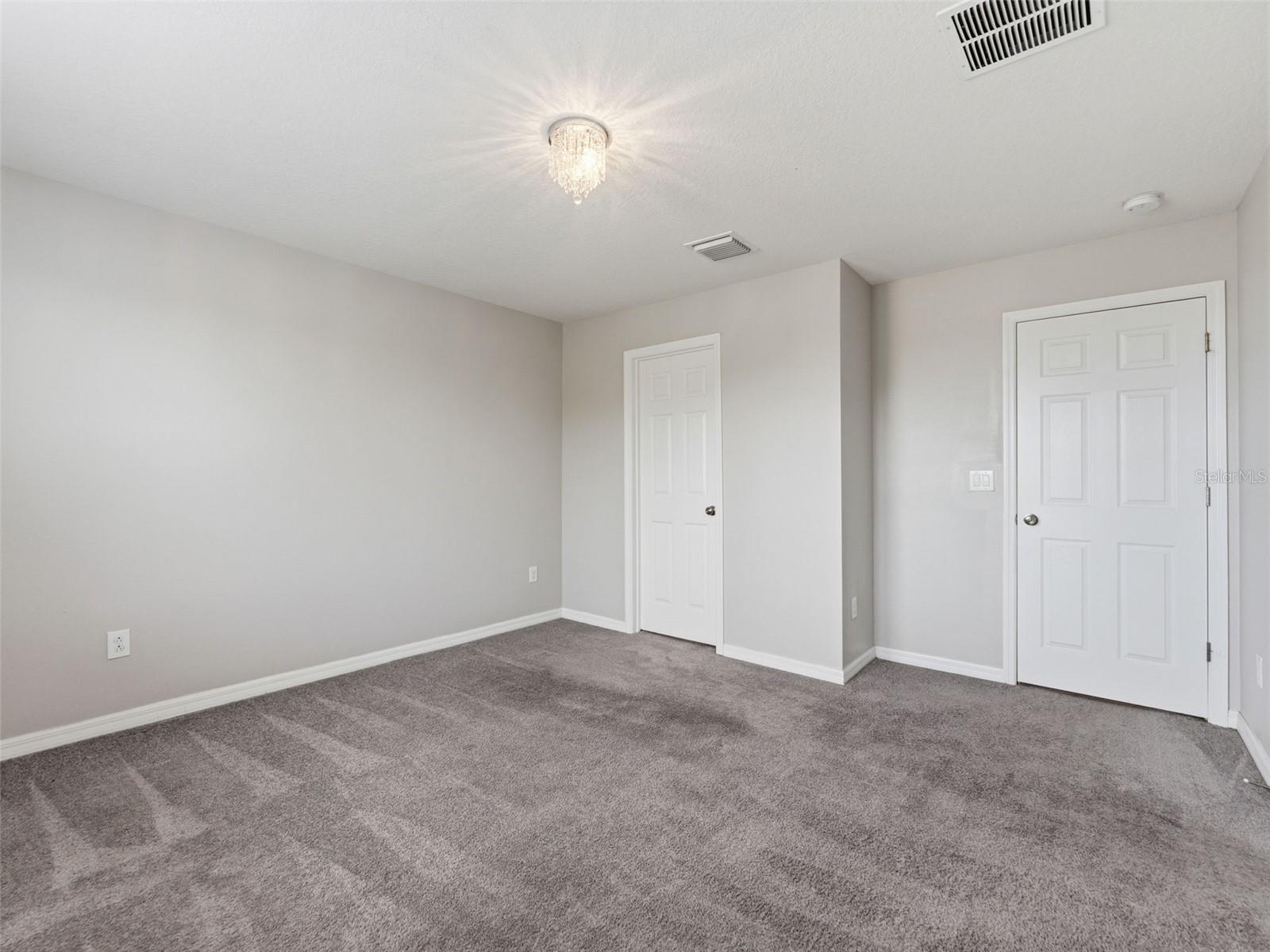 7052 GRAND ELM DR, RIVERVIEW, FL, 33578