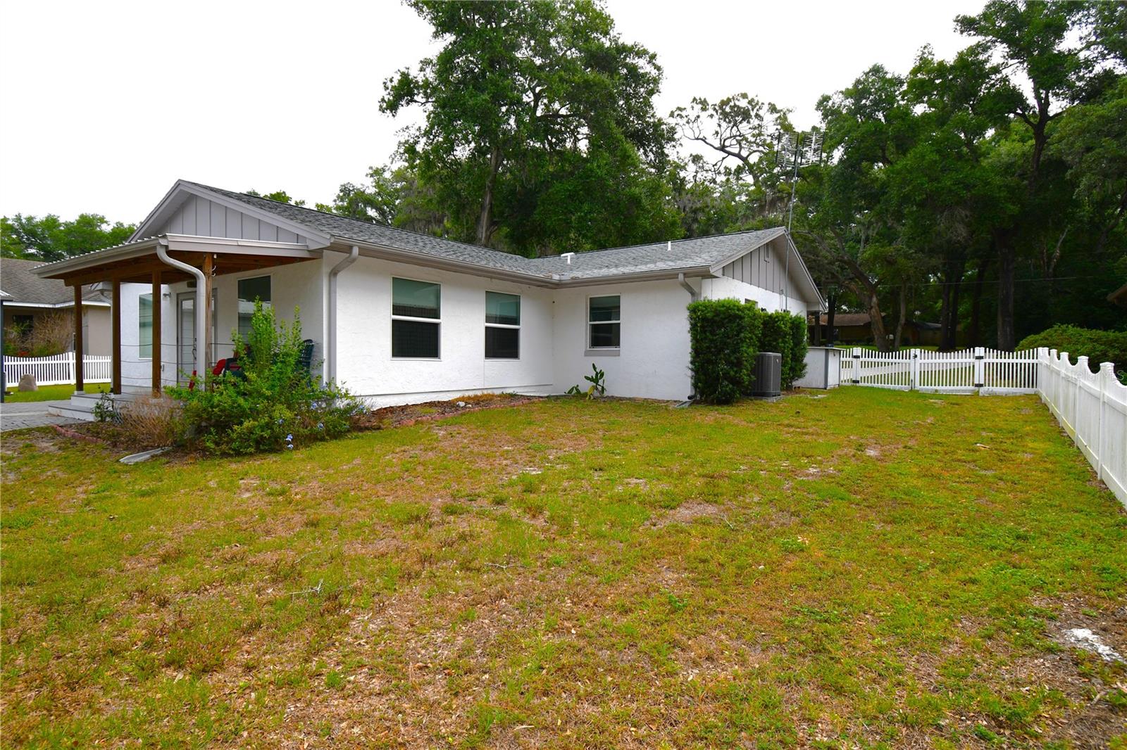 2898 ALAMEDA DEL NORTE, EUSTIS, FL, 32726