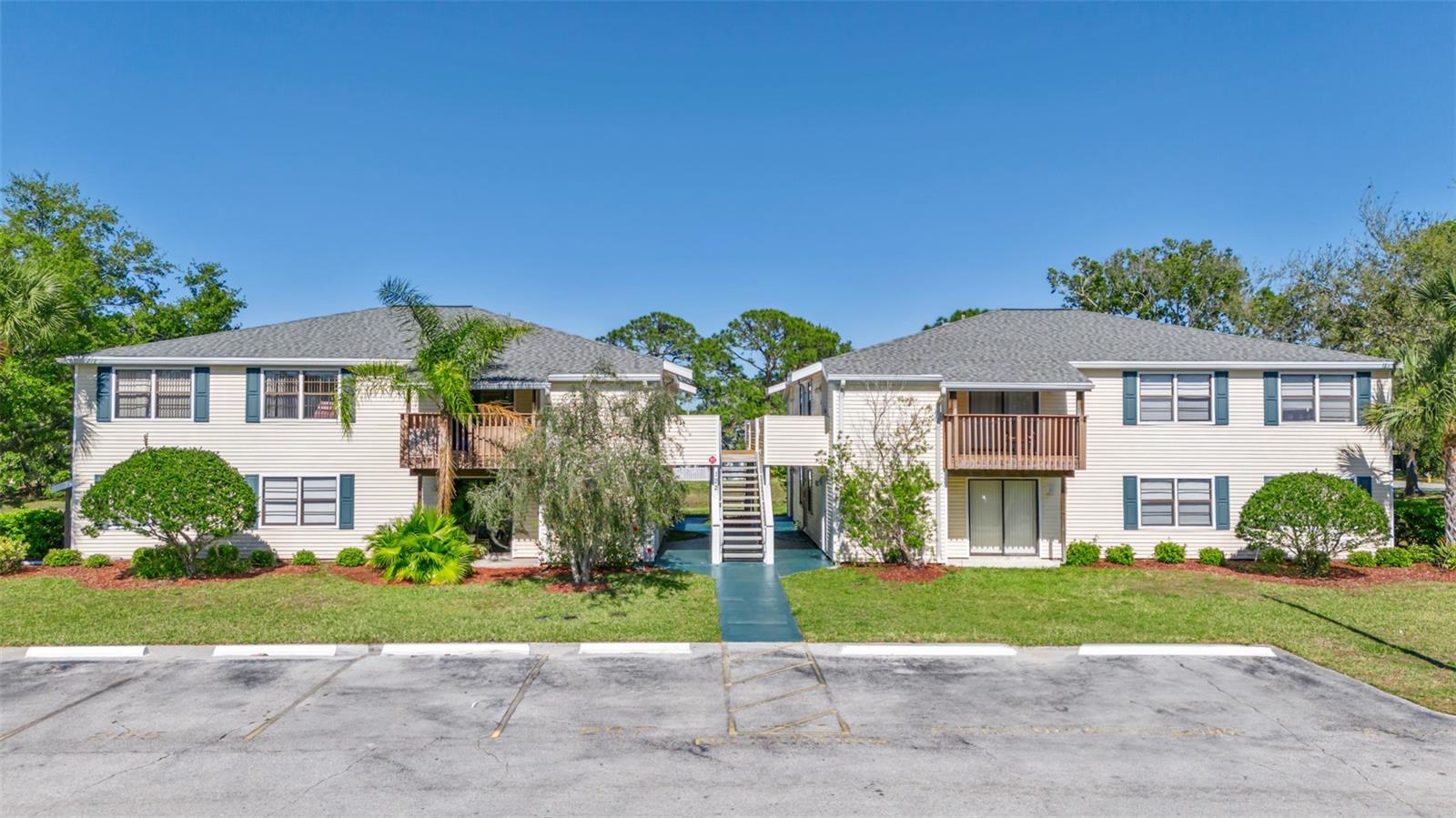 122 LOBLOLLY CT #C, OLDSMAR, FL, 34677