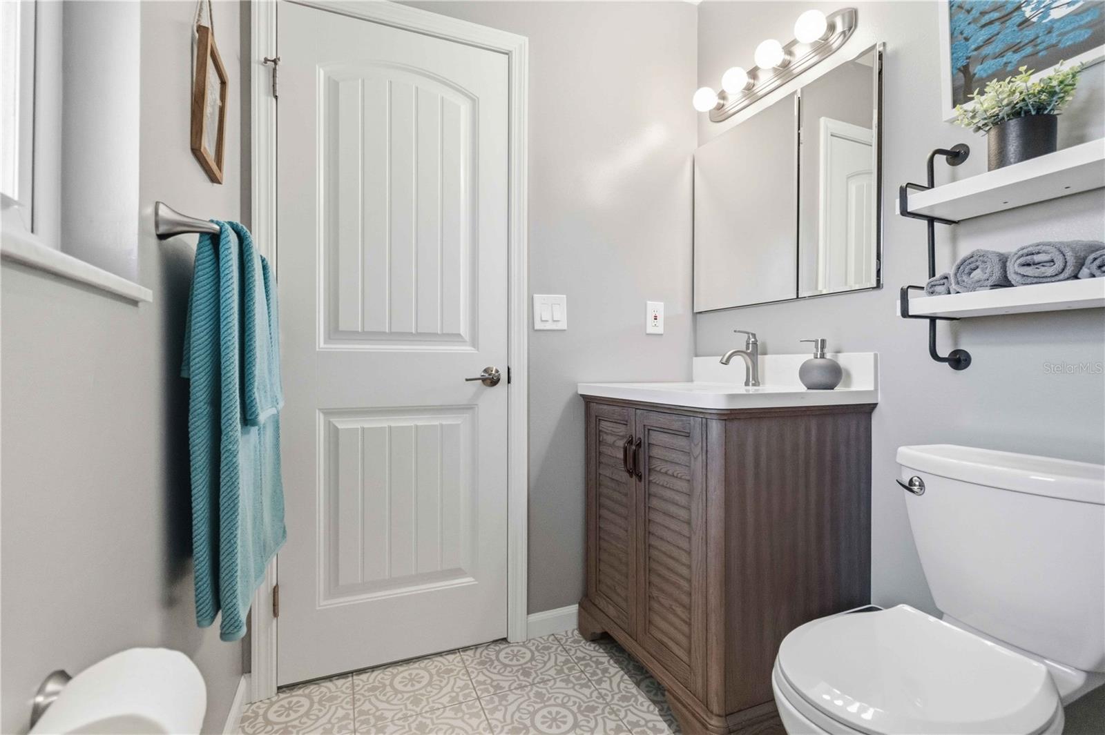 3303 CAMBRIDGE AVE, BRADENTON, FL, 34207