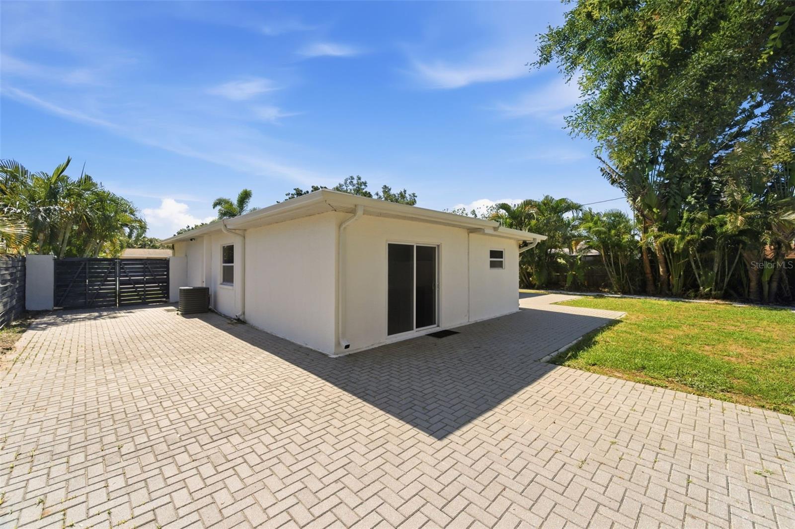 2150 76TH ST N, ST PETERSBURG, FL, 33710