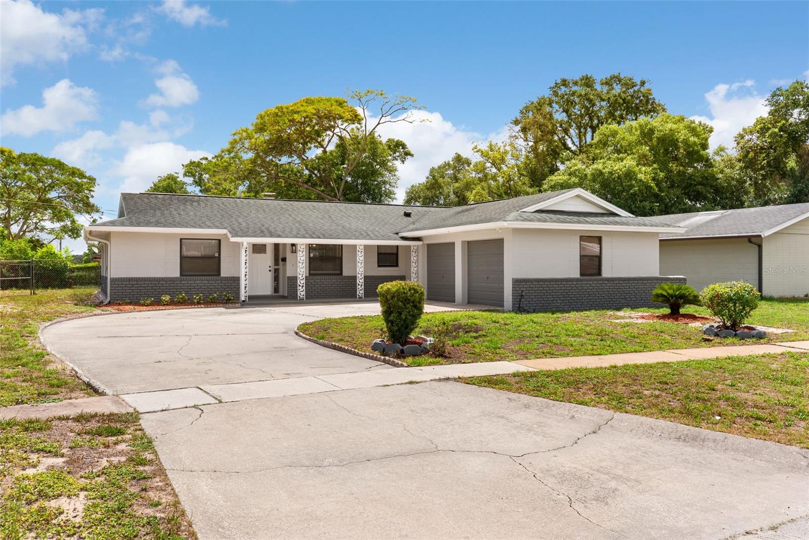 2233 WOLF RD, ORLANDO, FL, 32808