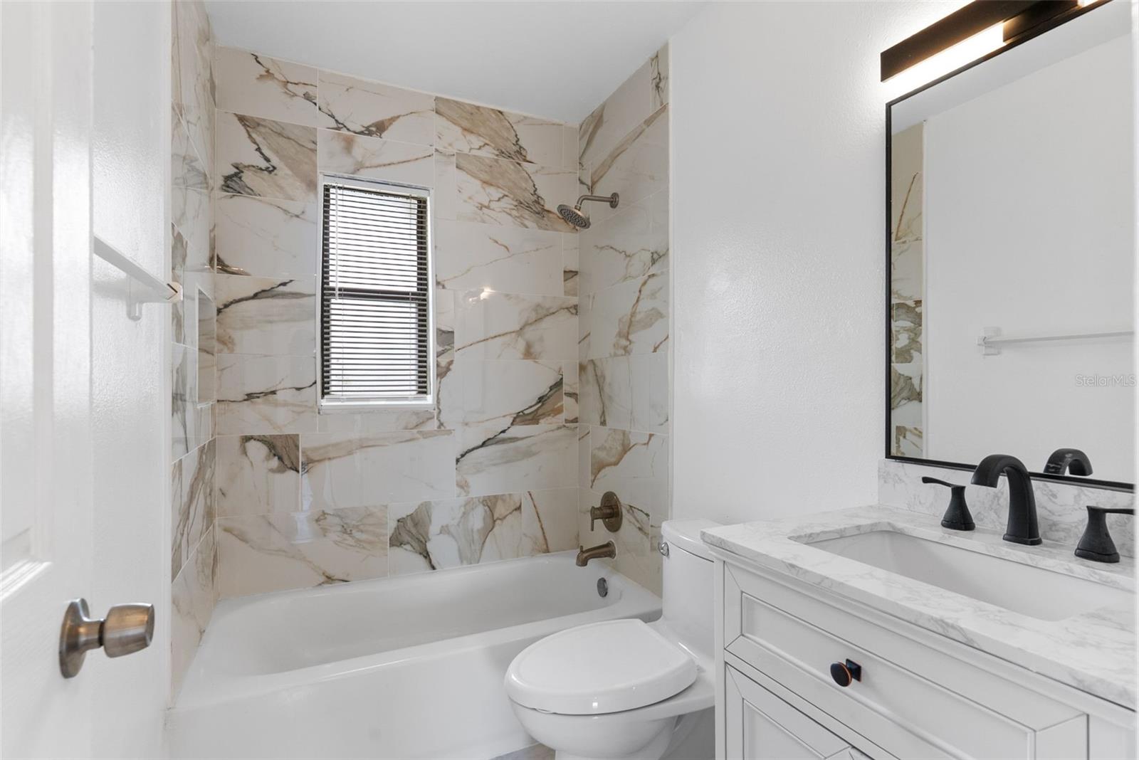 2233 WOLF RD, ORLANDO, FL, 32808
