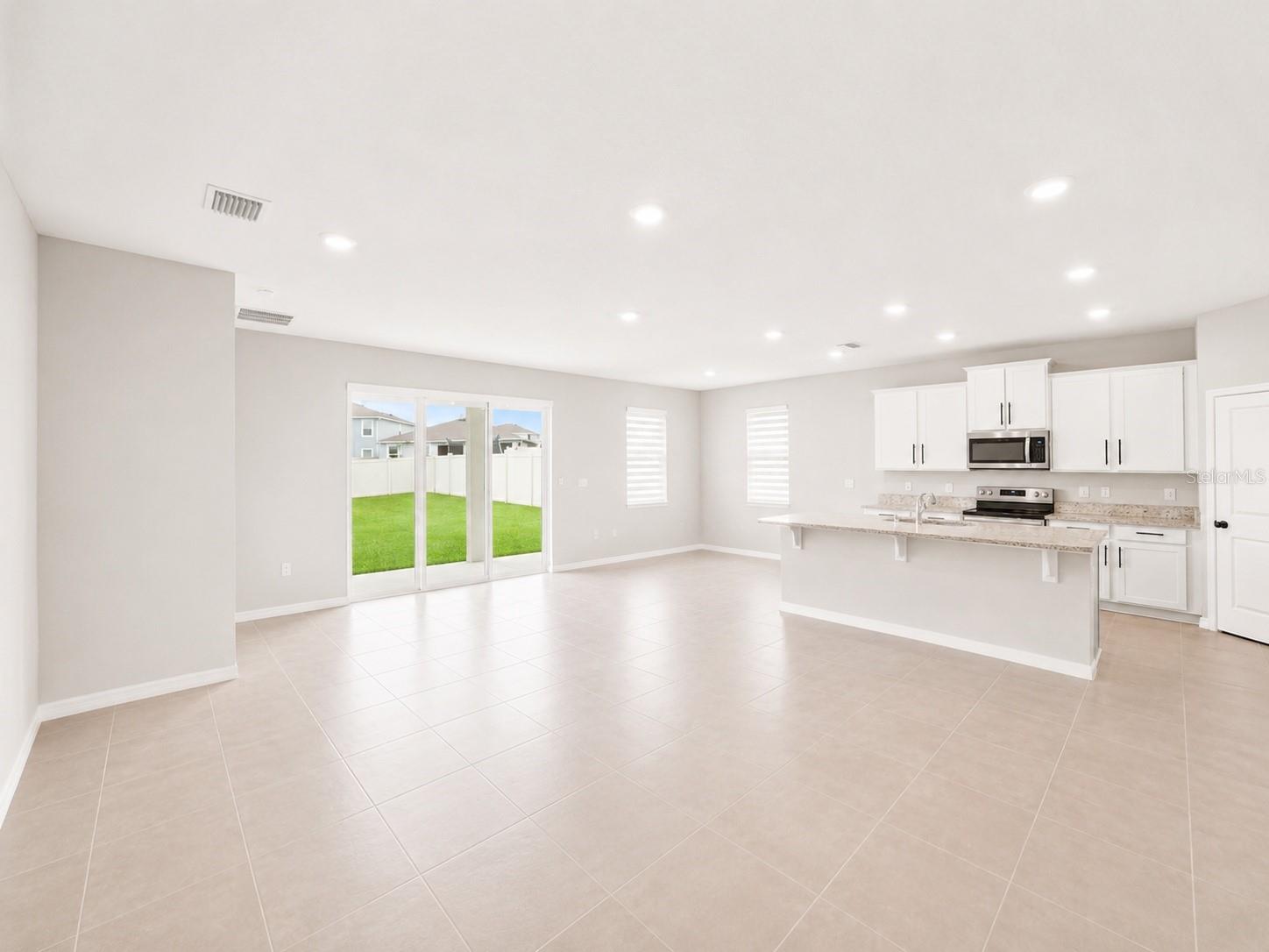 8469 HARDY BAY LOOP, WESLEY CHAPEL, FL, 33545