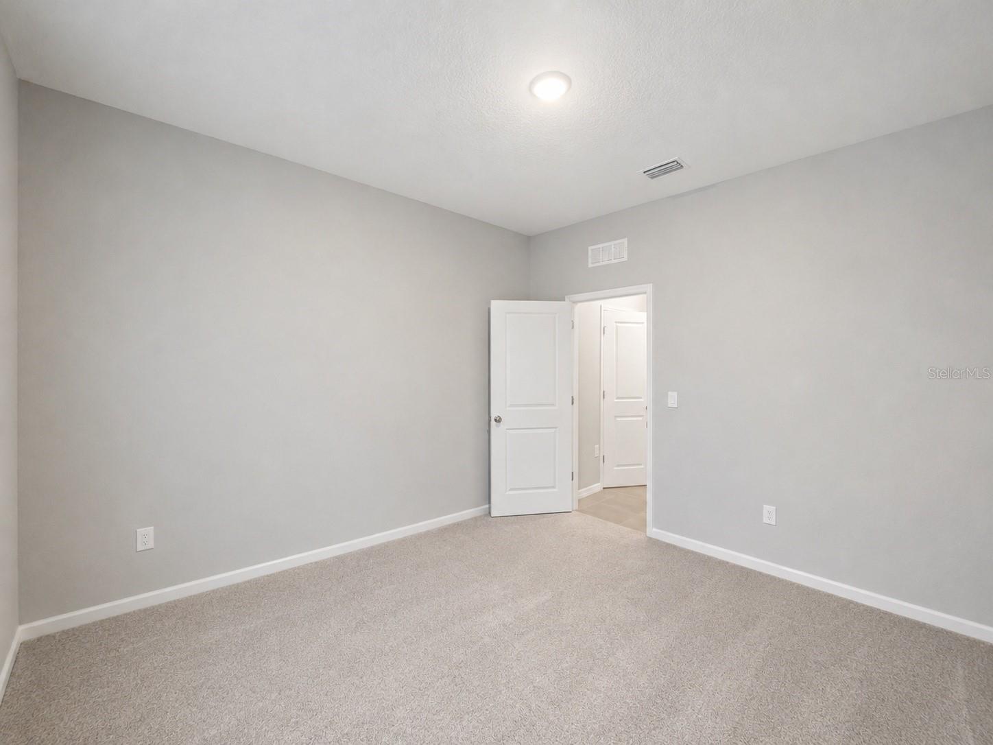 8469 HARDY BAY LOOP, WESLEY CHAPEL, FL, 33545
