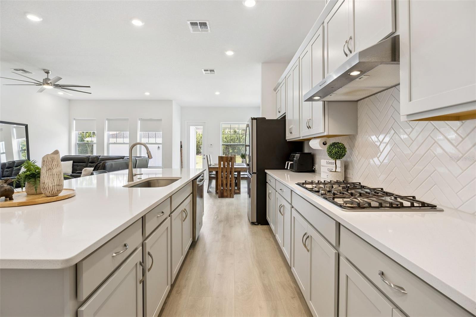1108 RIVERWAY DR, OAKLAND, FL, 34787