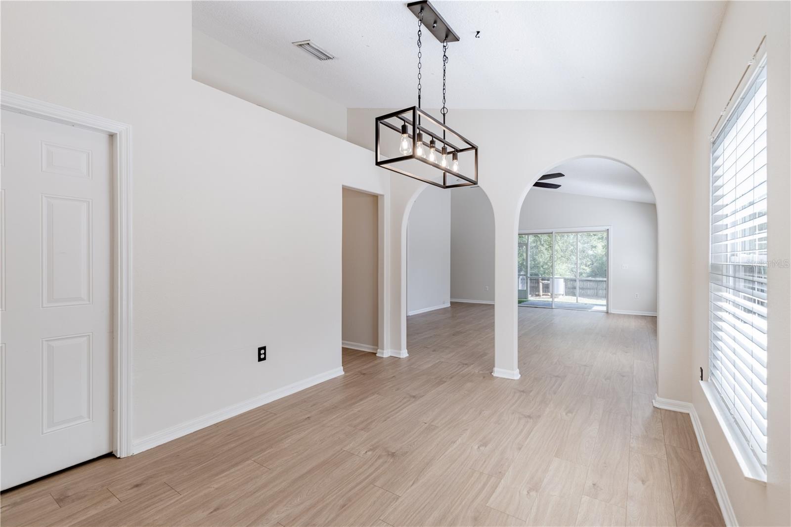 31080 LOCHMORE CIR, SORRENTO, FL, 32776