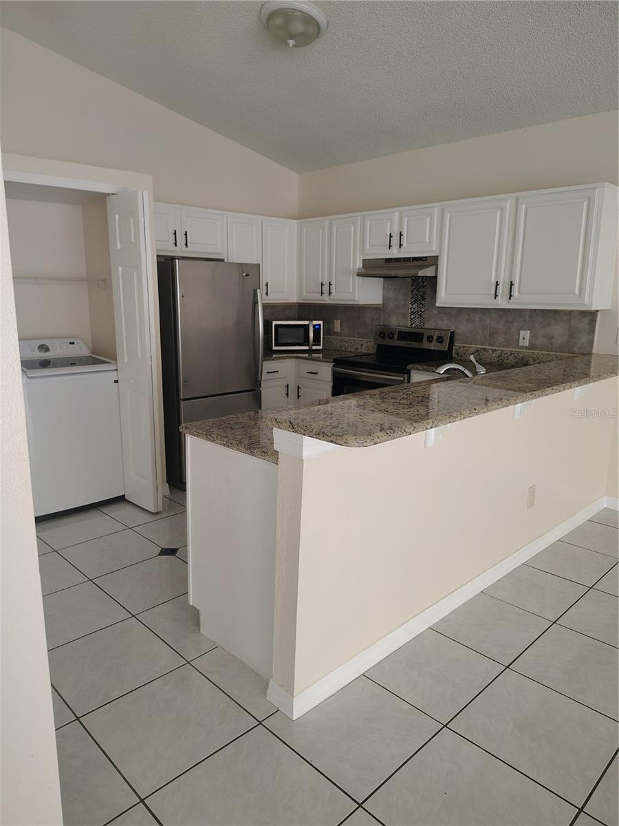 1074 UNIVERSAL REST PL, KISSIMMEE, FL, 34744