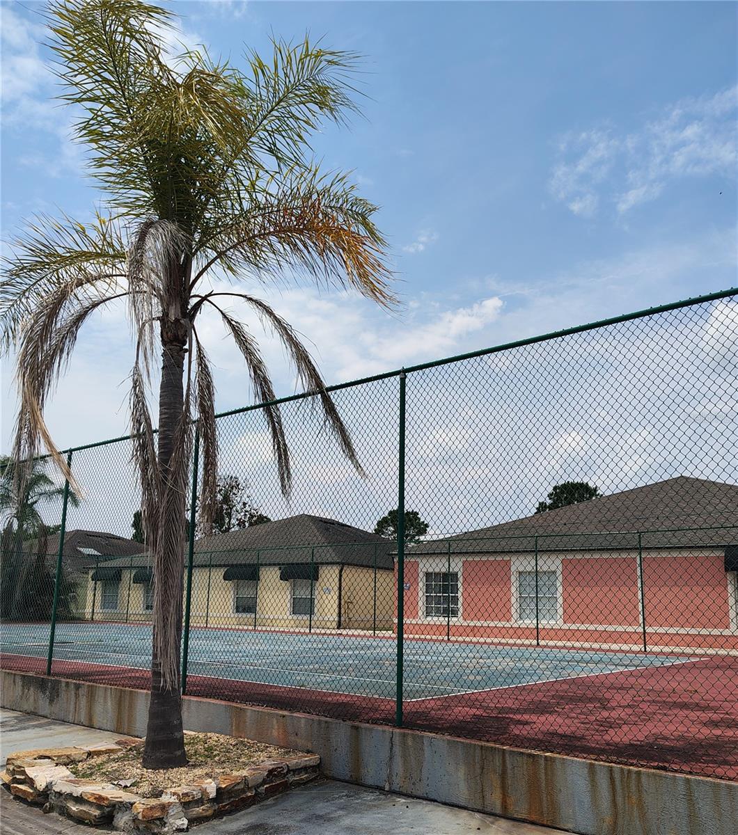 1074 UNIVERSAL REST PL, KISSIMMEE, FL, 34744