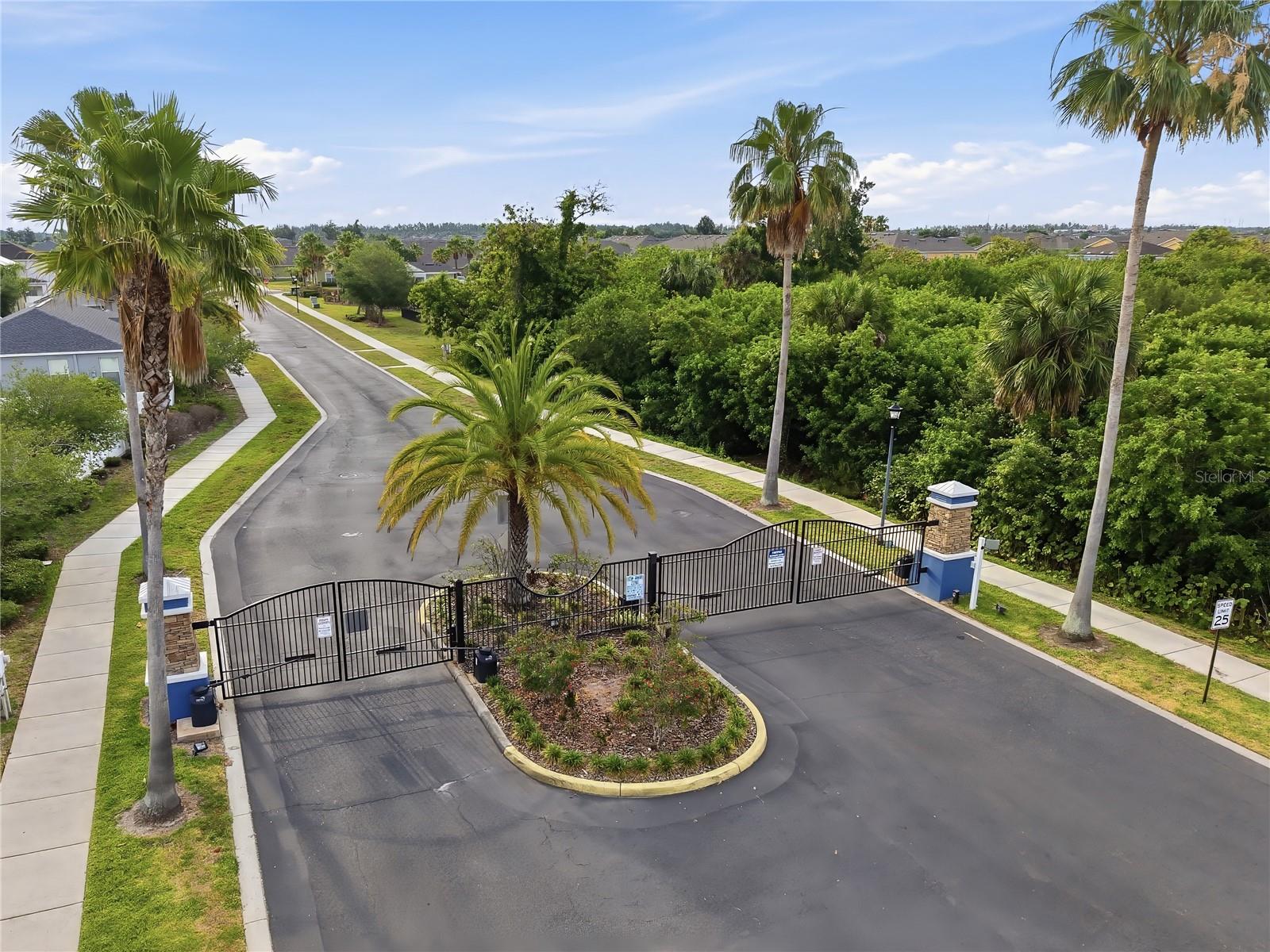 1827 HARBOUR BLUE ST, RUSKIN, FL, 33570