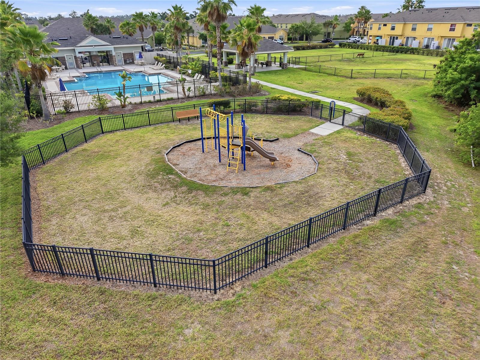 1827 HARBOUR BLUE ST, RUSKIN, FL, 33570