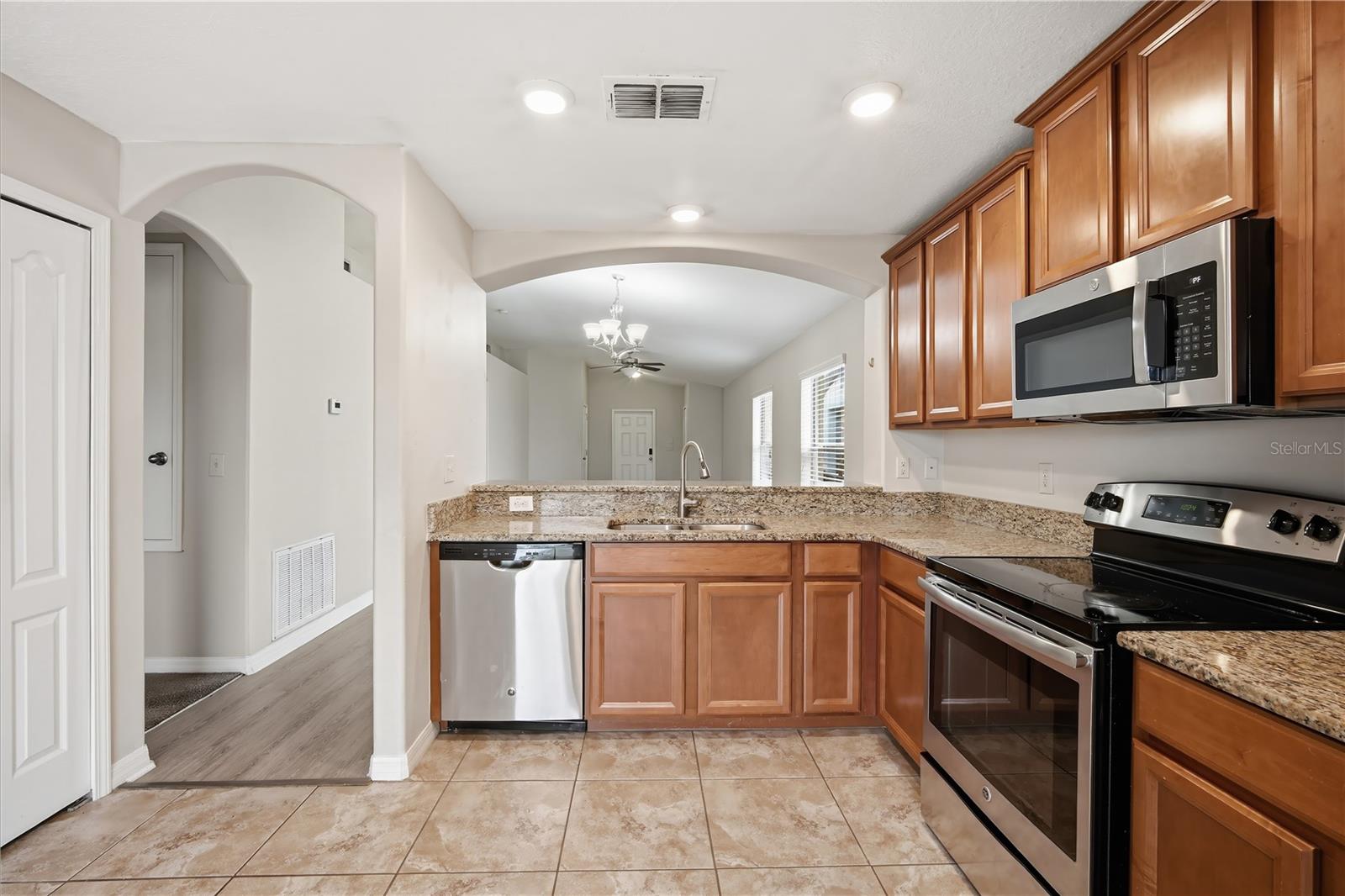 1827 HARBOUR BLUE ST, RUSKIN, FL, 33570