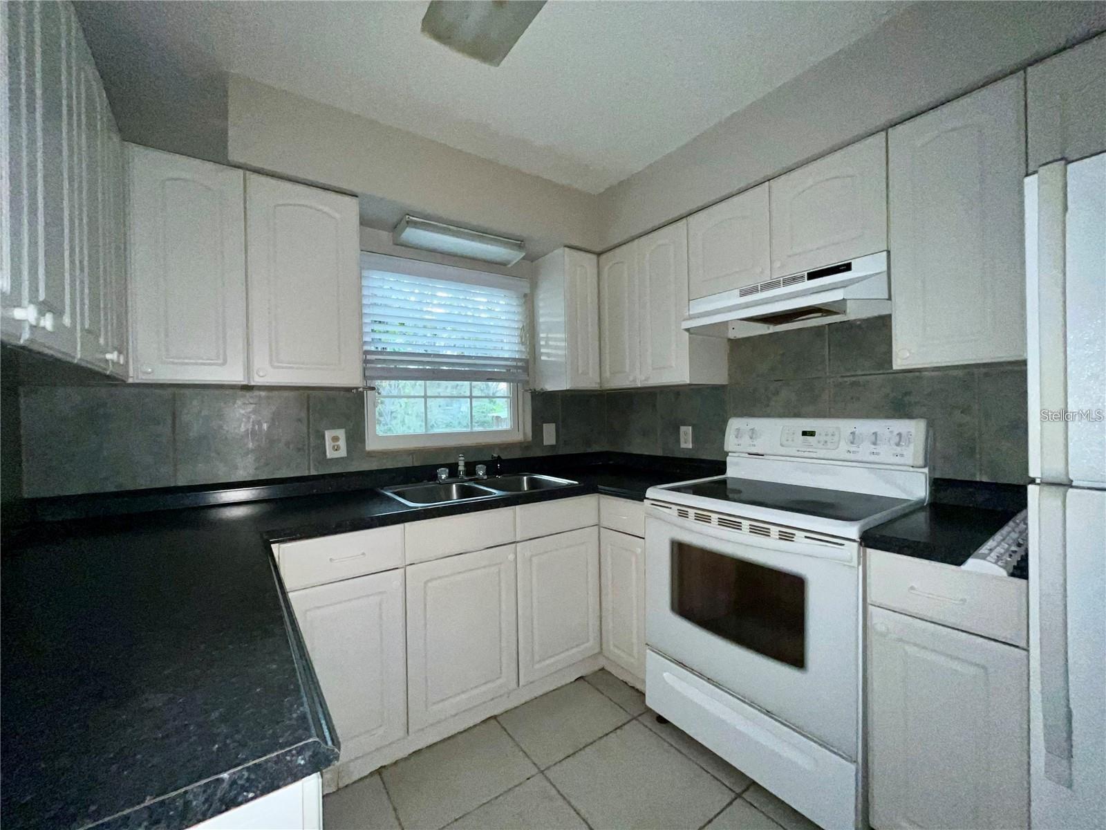 3029 SLEEPY HILL RD, LAKELAND, FL, 33810
