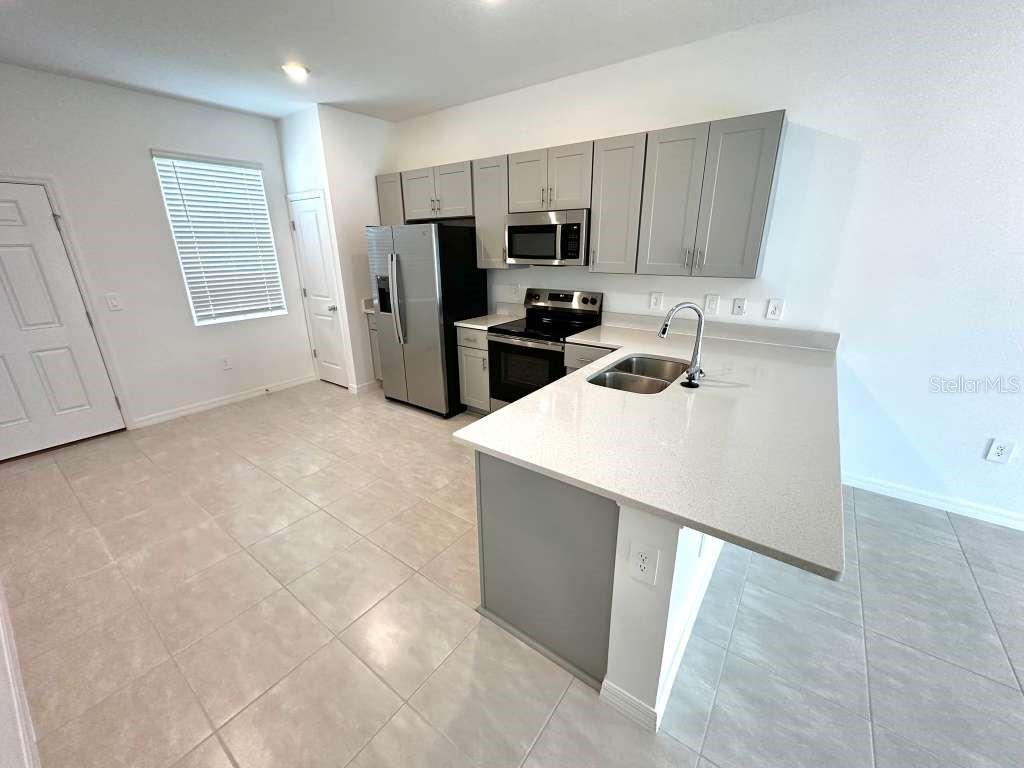 2919 SKYLINE LOOP, KISSIMMEE, FL, 34758