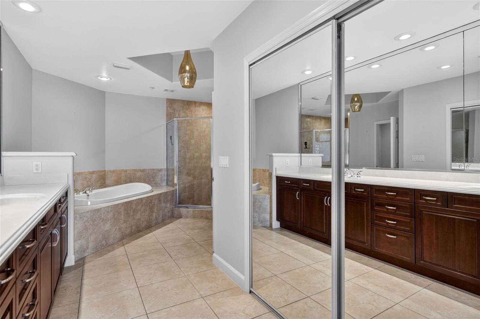 8749 THE ESPLANADE #18, ORLANDO, FL, 32836