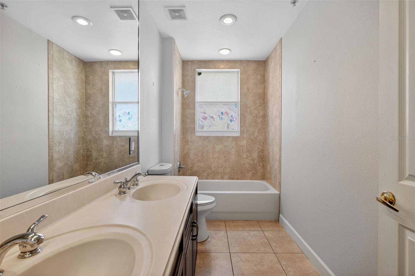 8749 THE ESPLANADE #18, ORLANDO, FL, 32836