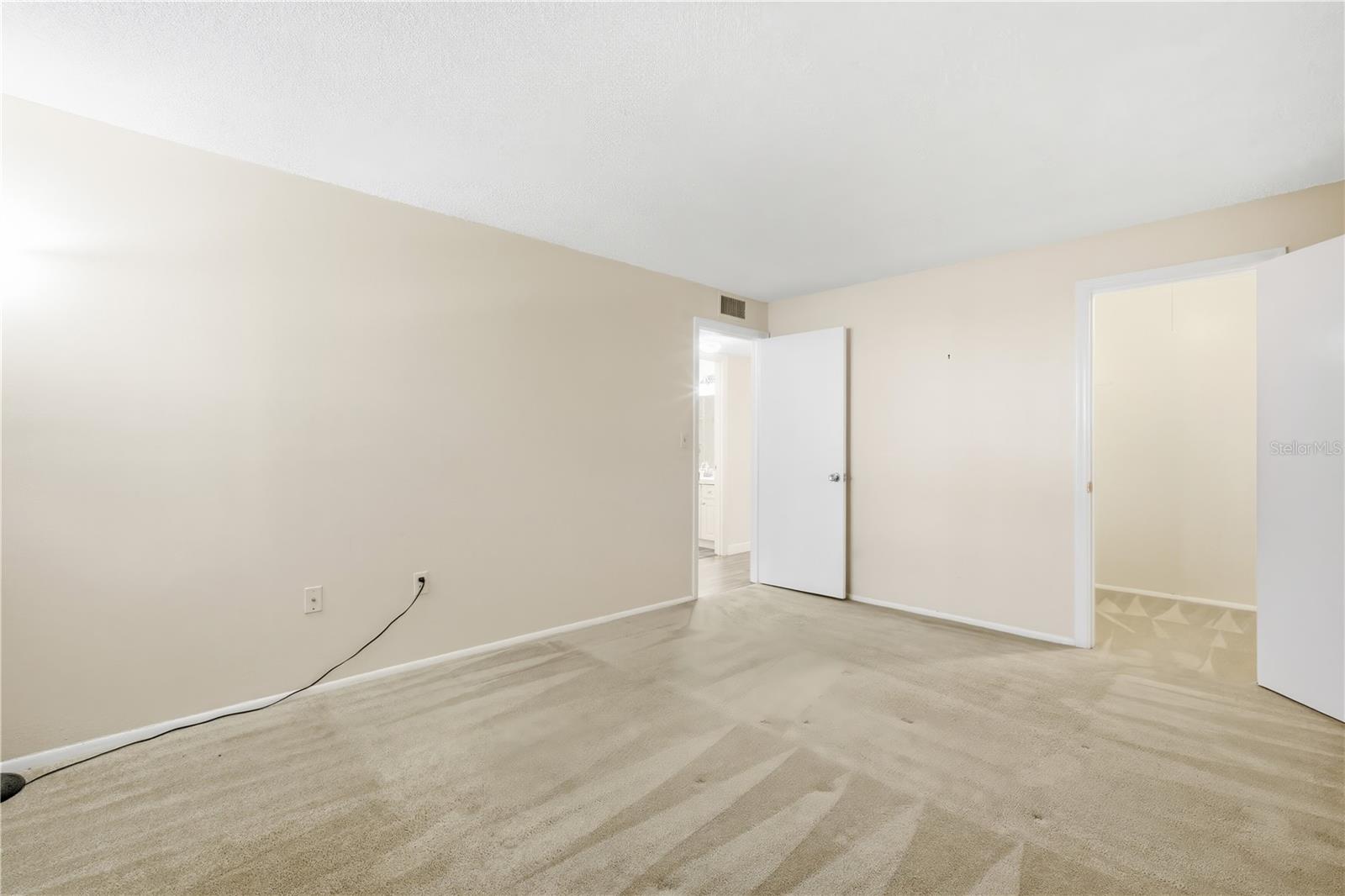 4315 AEGEAN DR #102 C, TAMPA, FL, 33611