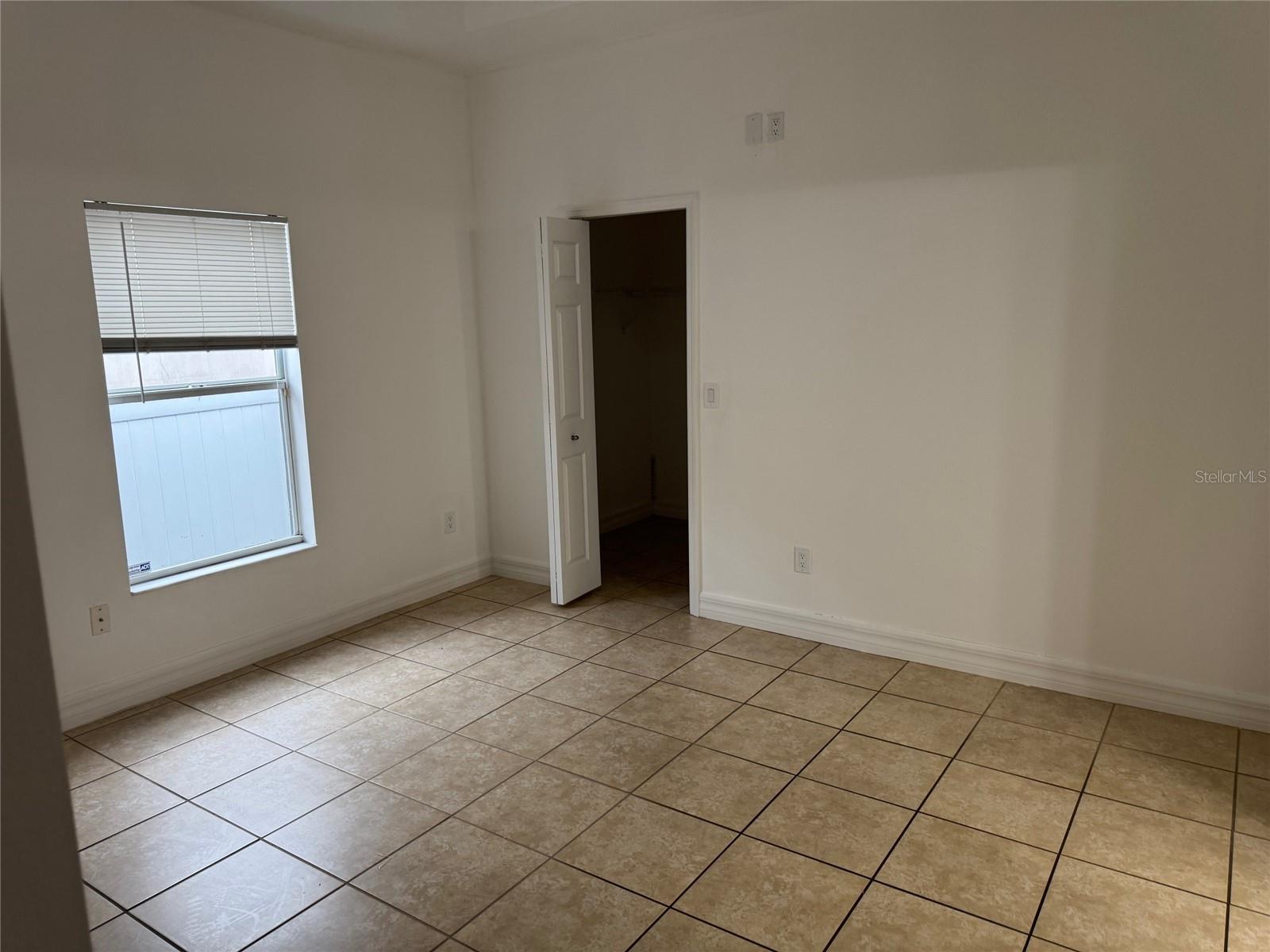 7202 N GLEN AVE, TAMPA, FL, 33614